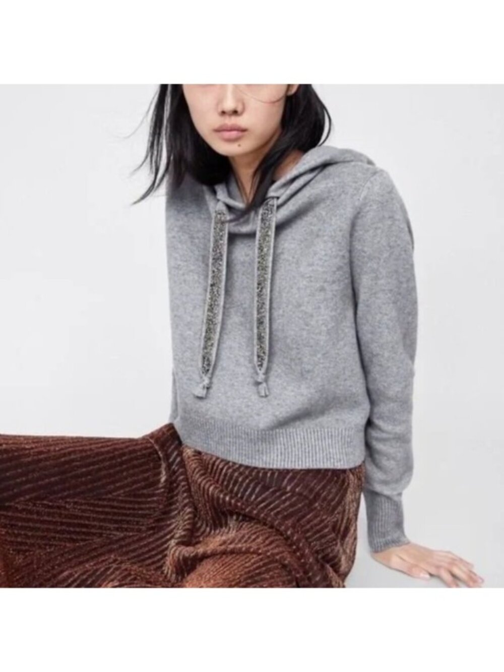 Gray Rhinestone Embellished Drawstring Hoodie Pullover Sweatshirt Womens Size M